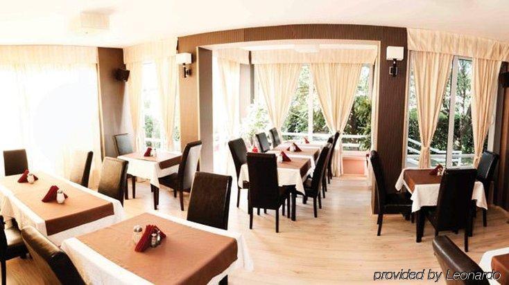 Philia Hotel Podgorica Restaurace fotografie